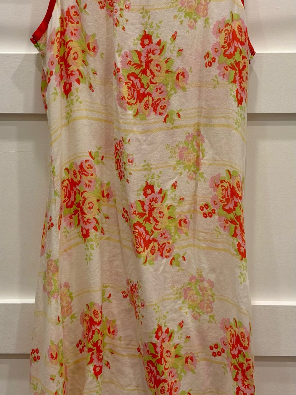 Sleeveless Floral Midi Dress in White with Pink and Green Trim - Picture 5 of 6